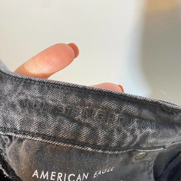 American Eagle Outfitters Mom Straight Jean Black Distressed Ankle Length Sz 16 - Picture 9 of 11